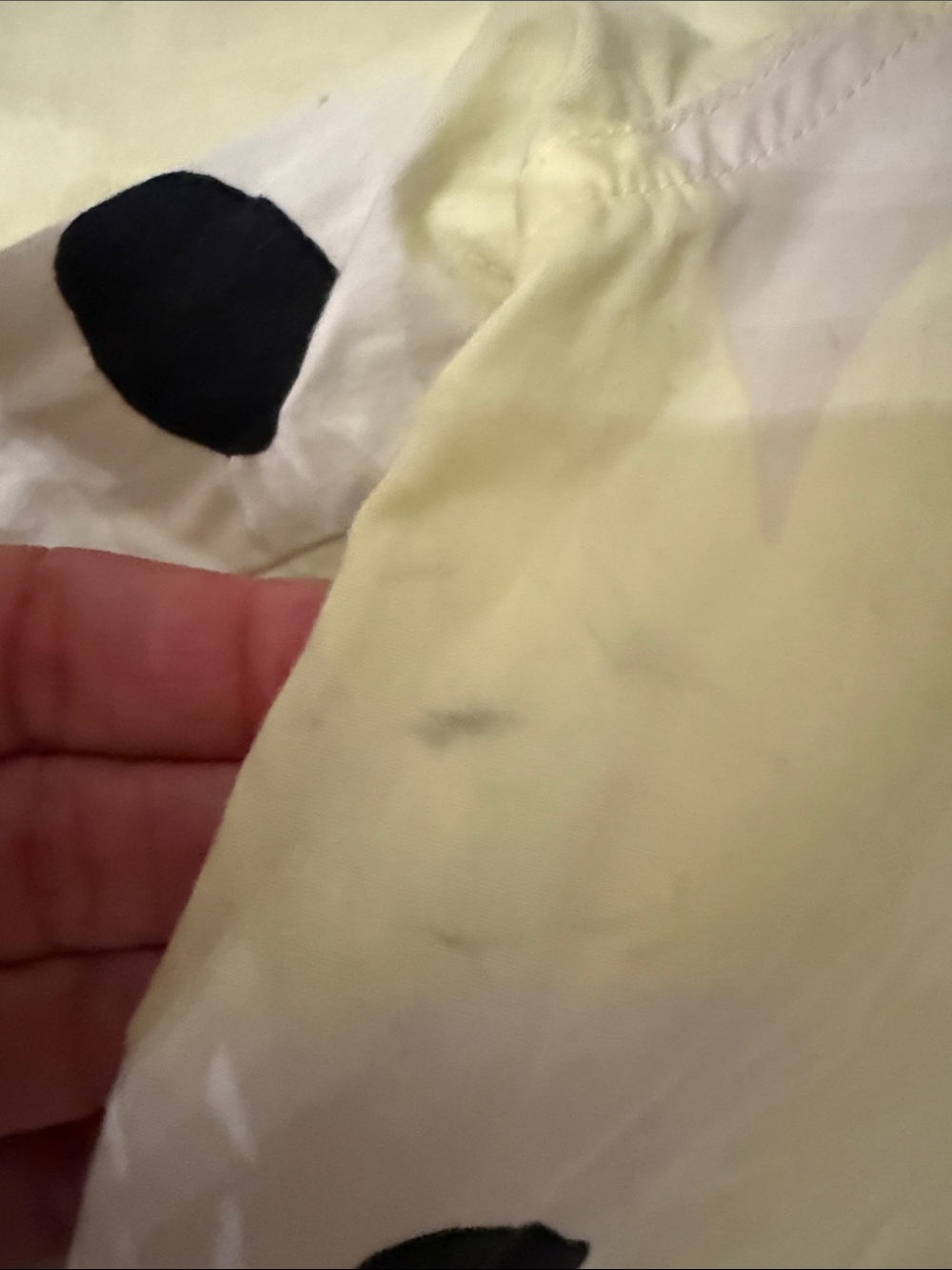 Marimekko Pale Yellow Short-Sleeve Button-Up with Black Spots Size Medium - Picture 7 of 11